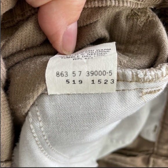 LEVI’S 519 Vintage High Rise Tan Corduroy Pants 34x31 - Picture 4 of 9